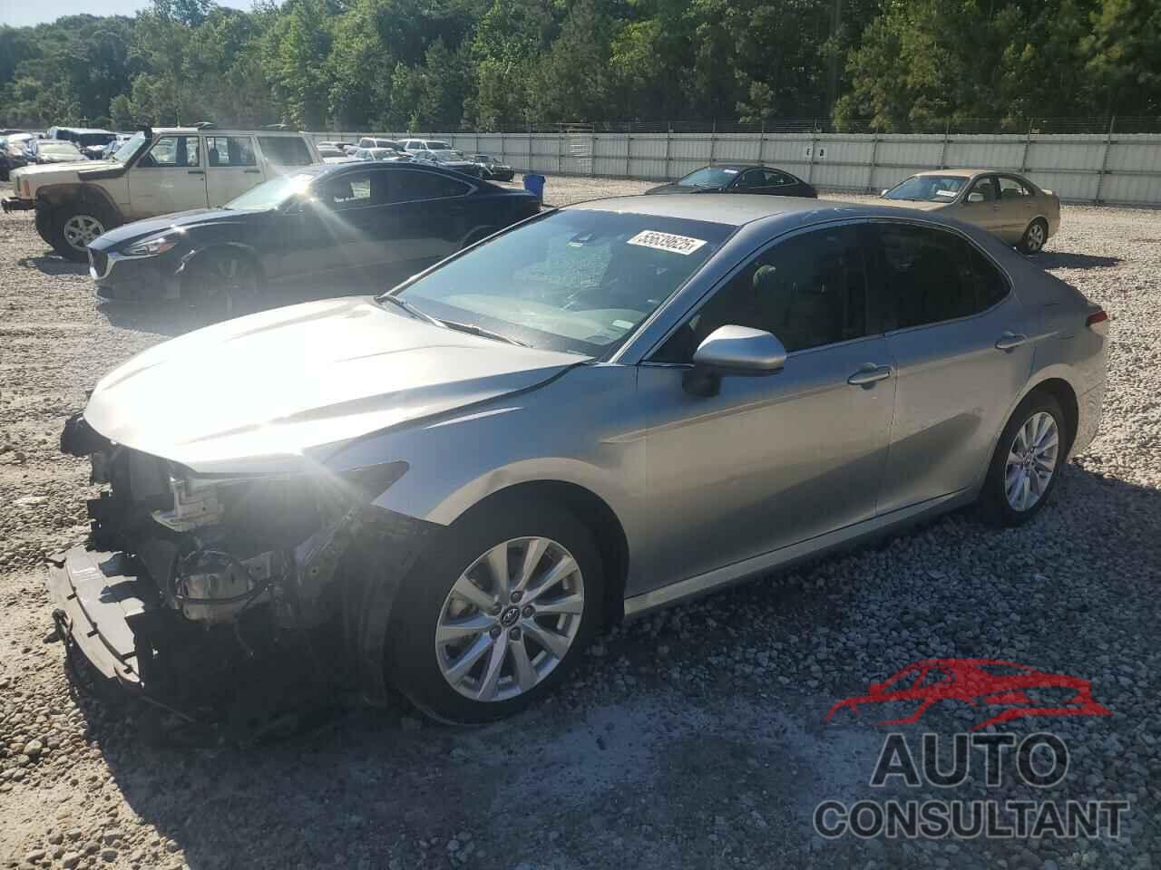 TOYOTA CAMRY 2018 - 4T1B11HK2JU522393