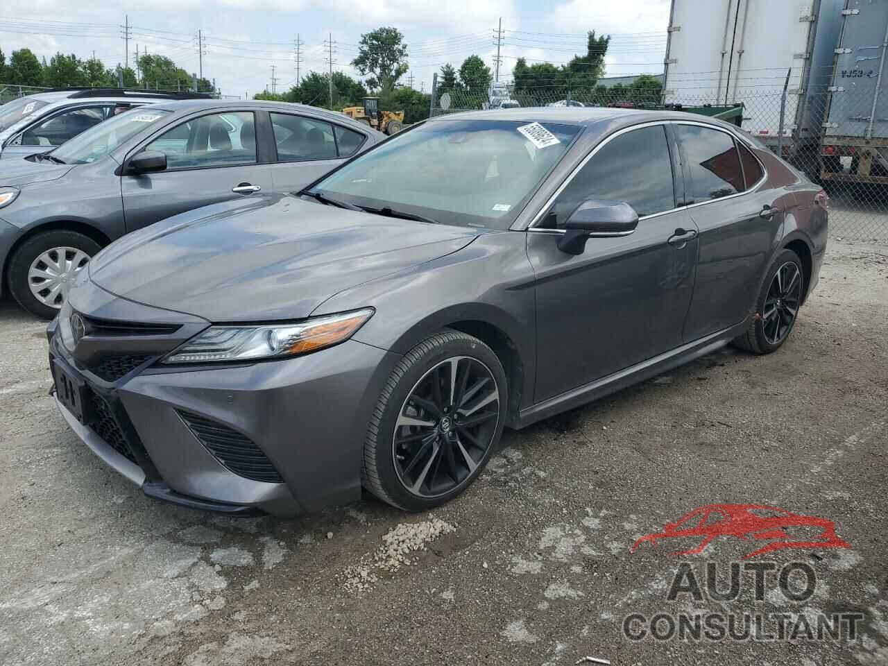 TOYOTA CAMRY 2018 - 4T1B61HK9JU051294