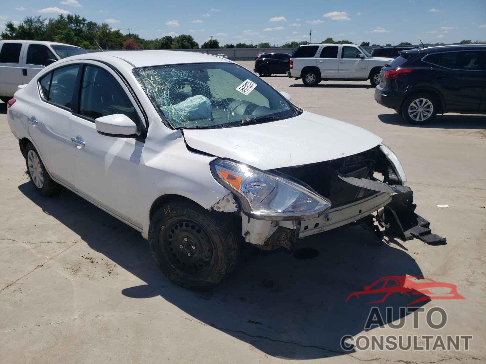 NISSAN VERSA 2019 - 3N1CN7AP6KL854454