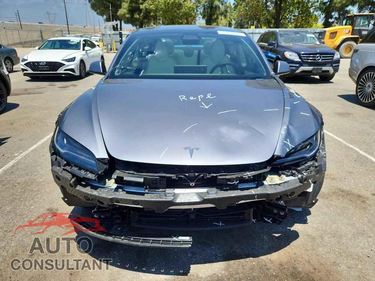 TESLA MODEL 3 2025 - 5YJ3E1EA3SF916374