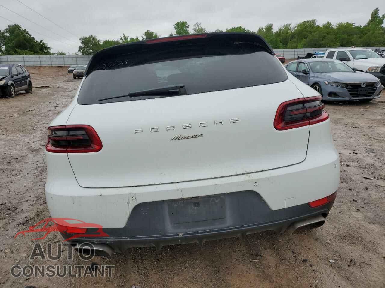 PORSCHE MACAN 2017 - WP1AA2A52HLB00908