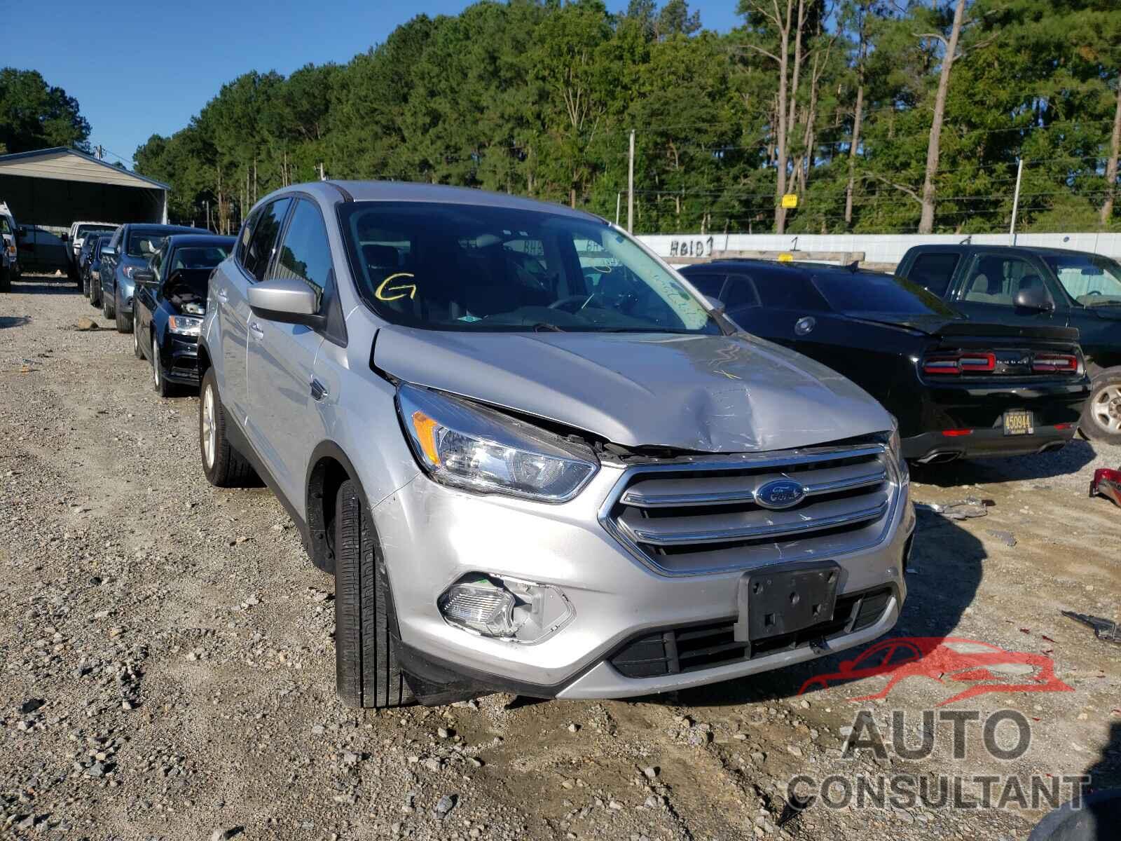 FORD ESCAPE 2017 - 1FMCU9GD2HUA89519