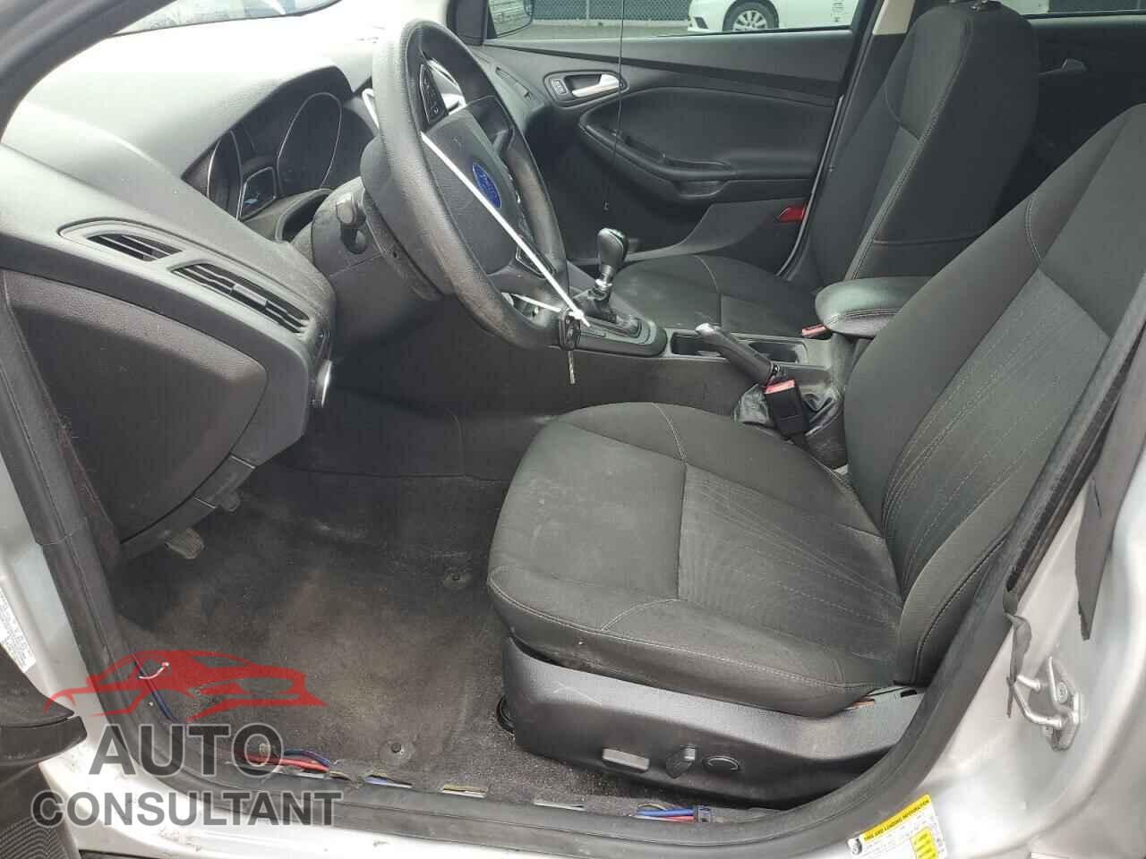 FORD FOCUS 2016 - 1FADP3FE3GL262286
