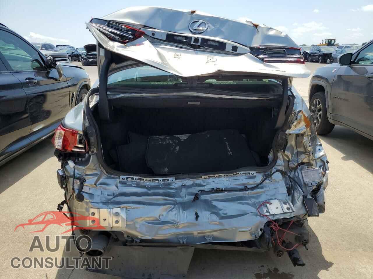 LEXUS IS 2016 - JTHBA1D20G5038055