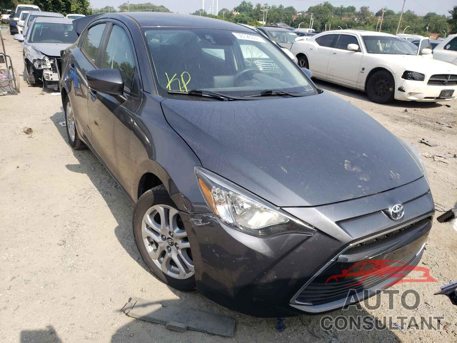 TOYOTA YARIS 2017 - 3MYDLBYV8HY166080
