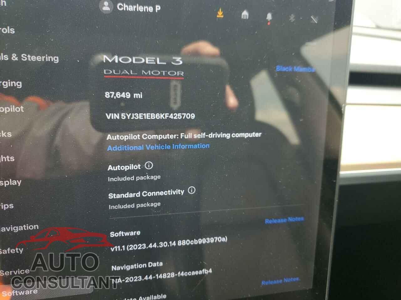 TESLA MODEL 3 2019 - 5YJ3E1EB6KF425709