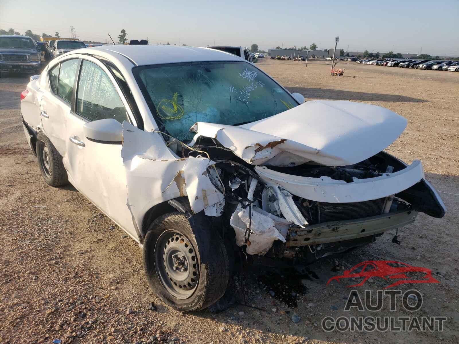 NISSAN VERSA 2019 - 3N1CN7AP9KL805541
