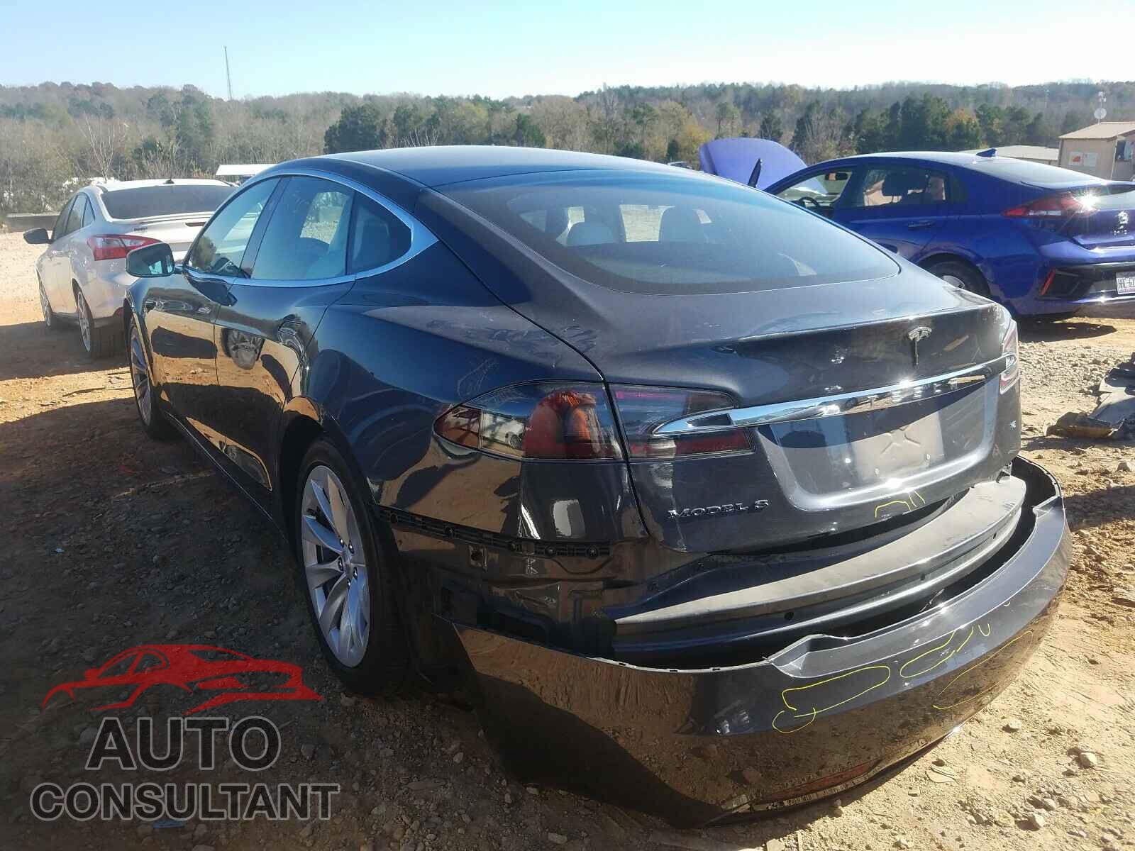 TESLA MODEL S 2017 - 5YJSA1E17HF203087