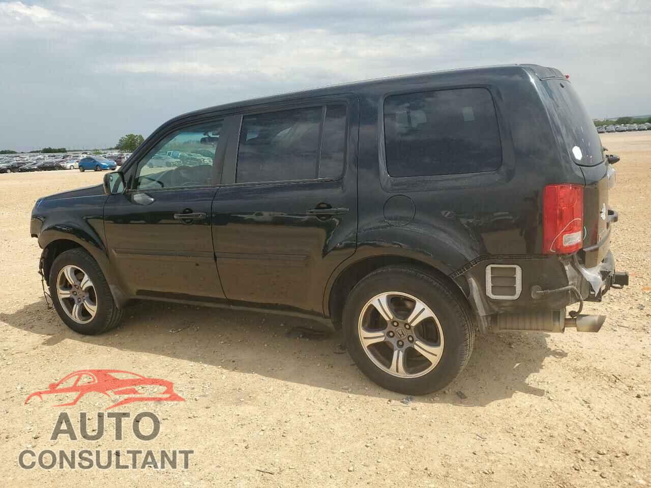 HONDA PILOT 2015 - 5FNYF3H34FB011692