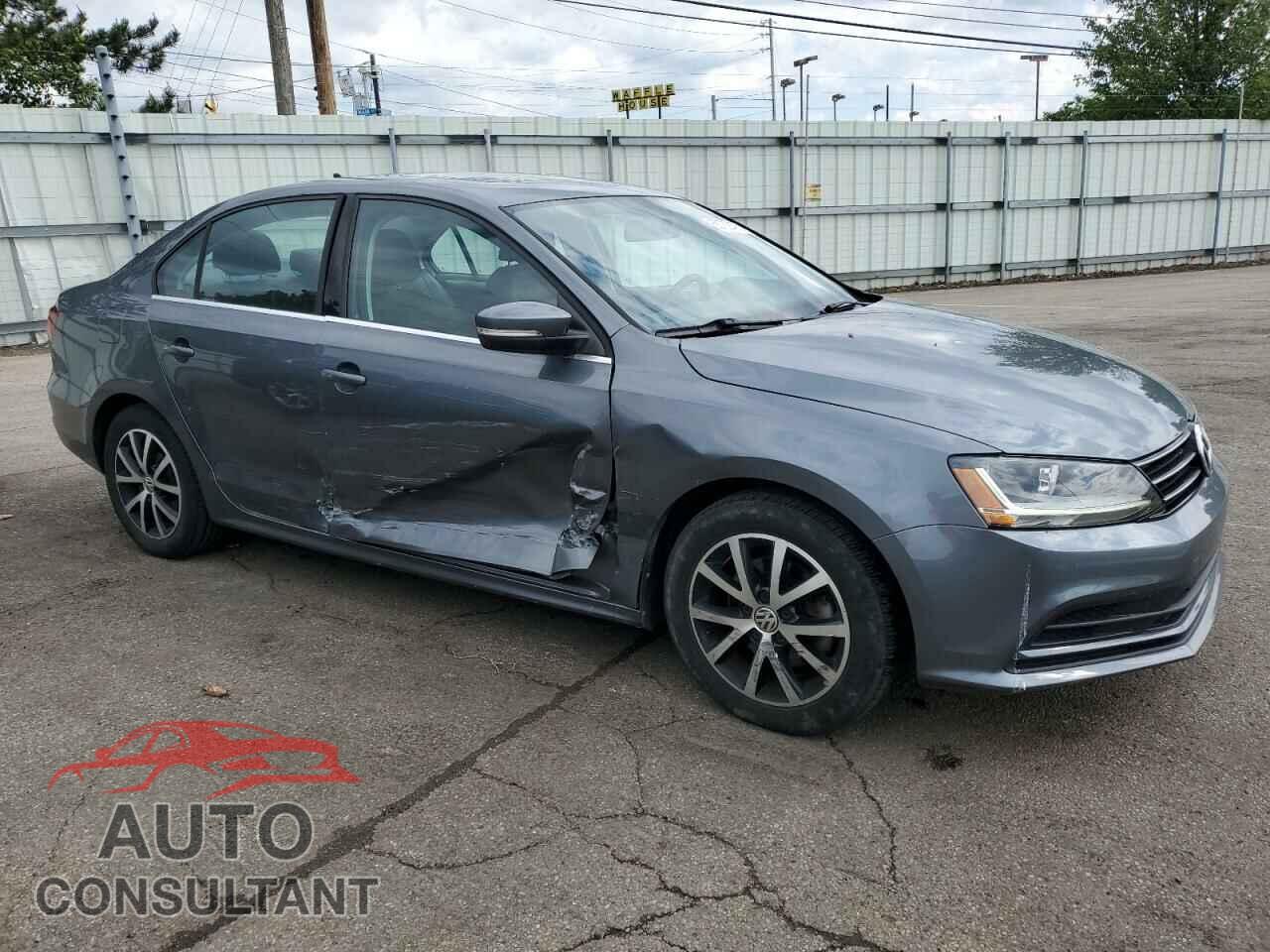VOLKSWAGEN JETTA 2017 - 3VWDB7AJ7HM318747