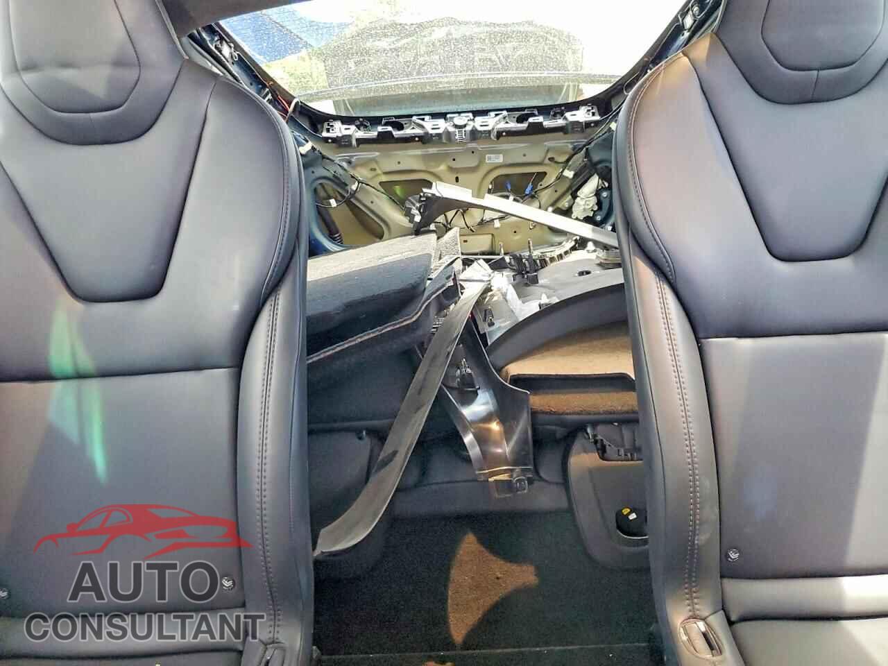 TESLA MODEL X 2018 - 5YJXCBE21JF110599