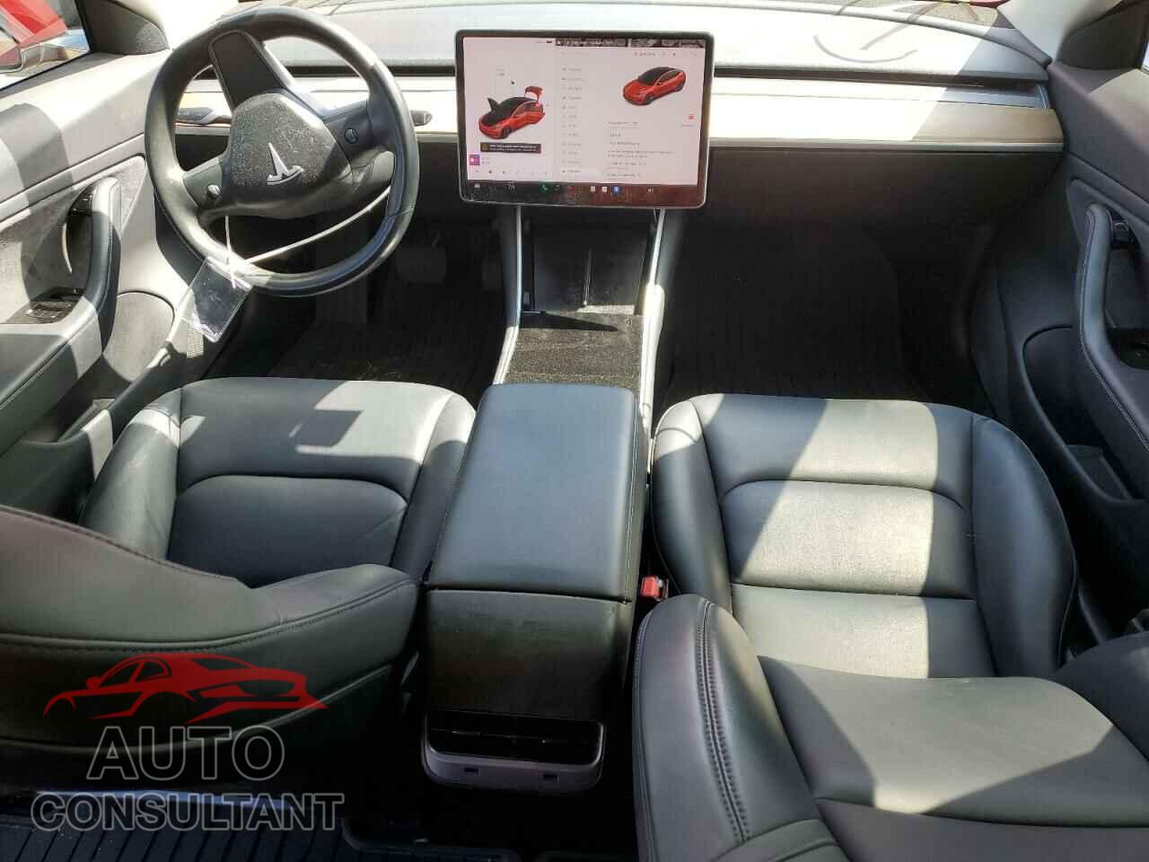 TESLA MODEL 3 2018 - 5YJ3E1EA5JF046027