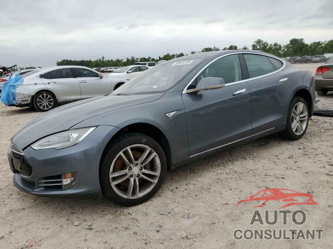 TESLA MODEL S 2013 - 5YJSA1CP6DFP22018