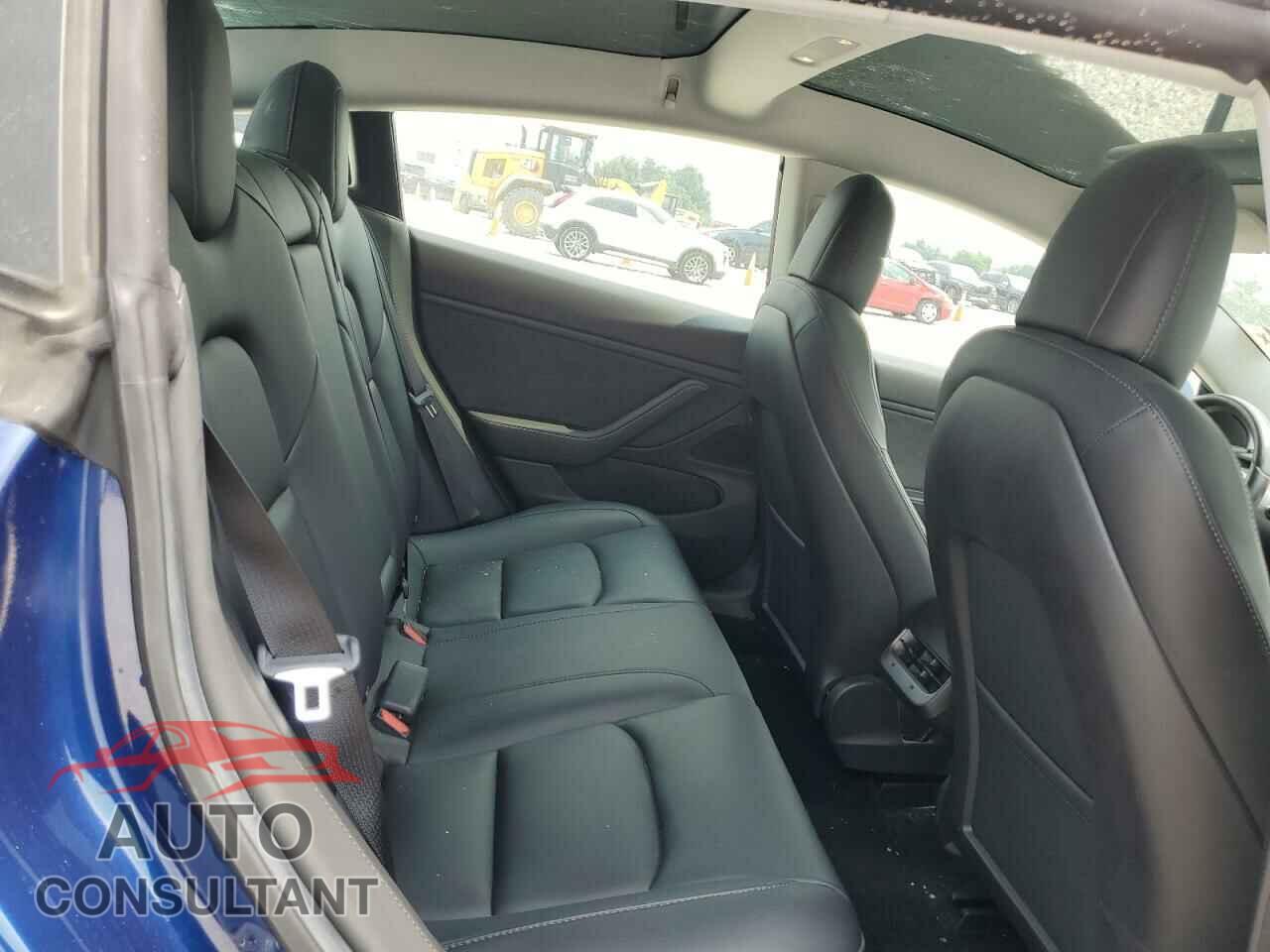 TESLA MODEL 3 2019 - 5YJ3E1EA4KF400735