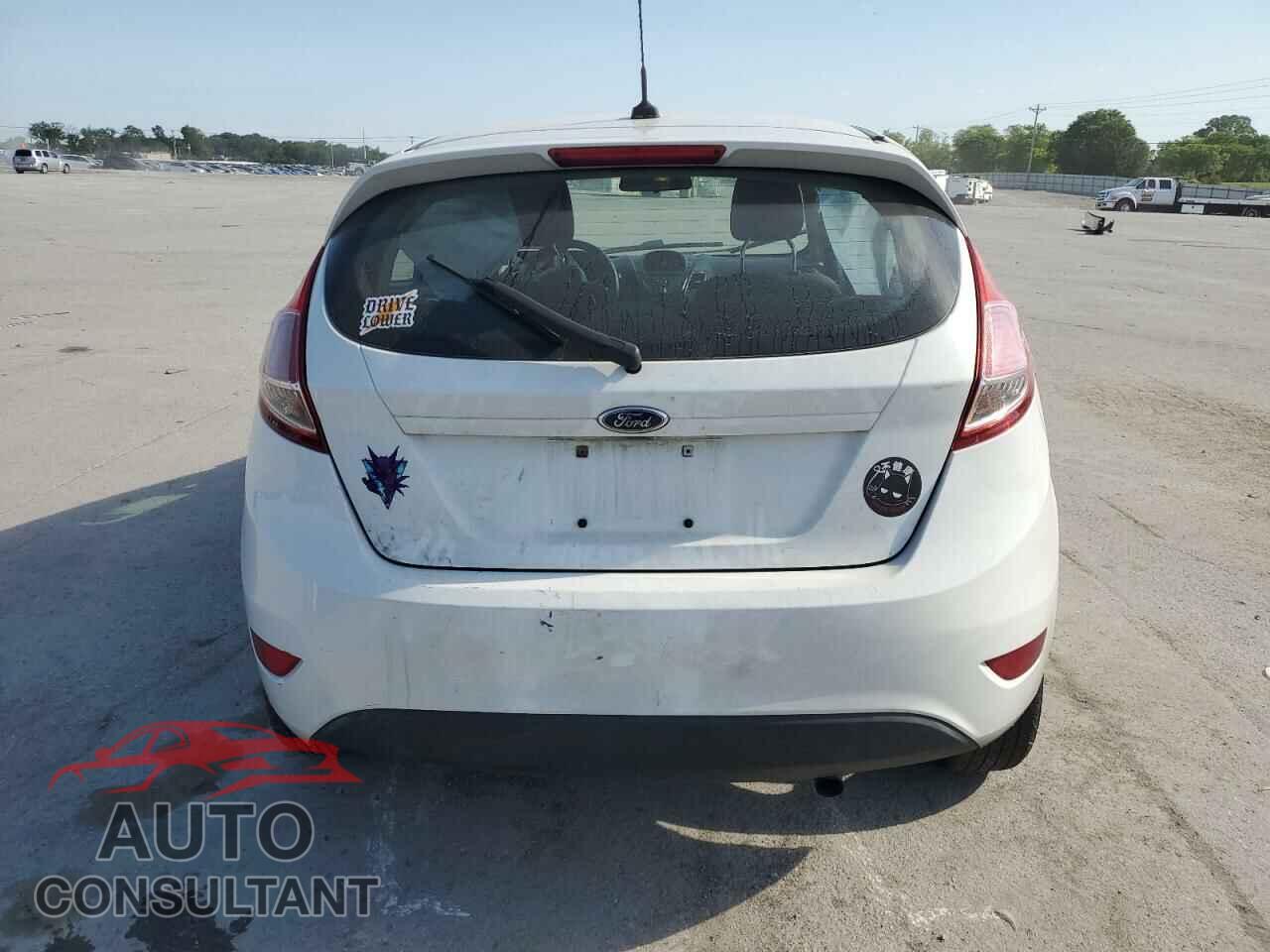 FORD FIESTA 2016 - 3FADP4EJ2GM128971