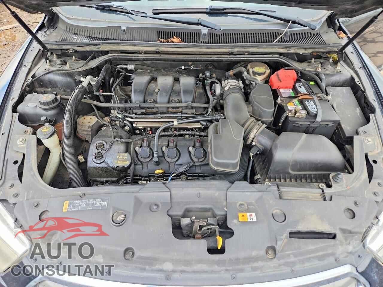 FORD TAURUS 2013 - 1FAHP2E85DG211898