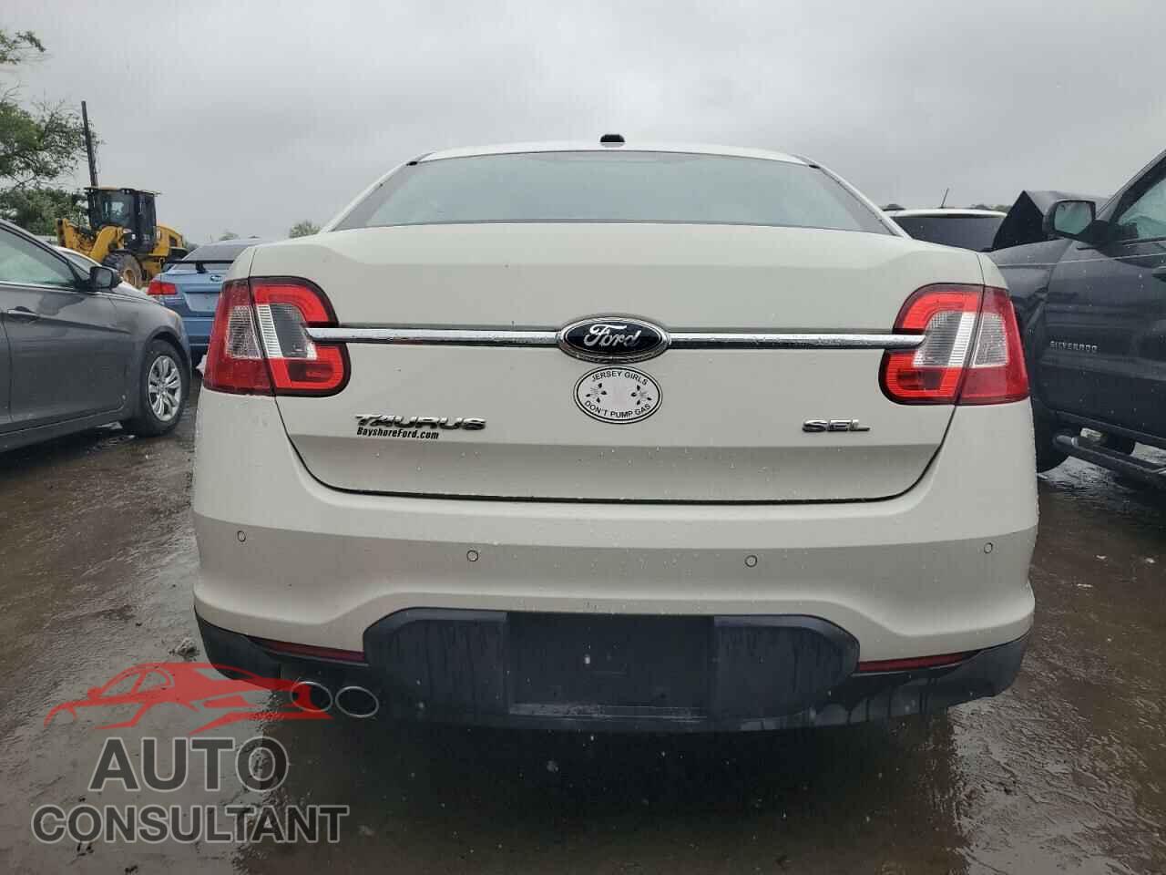 FORD TAURUS 2012 - 1FAHP2EW5CG123043