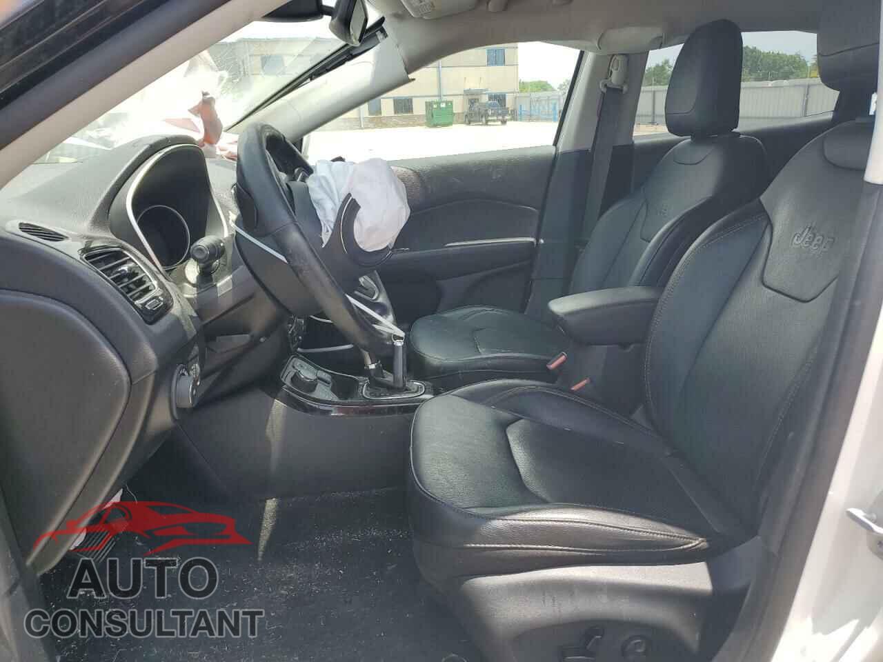JEEP COMPASS 2020 - 3C4NJDCB9LT128266