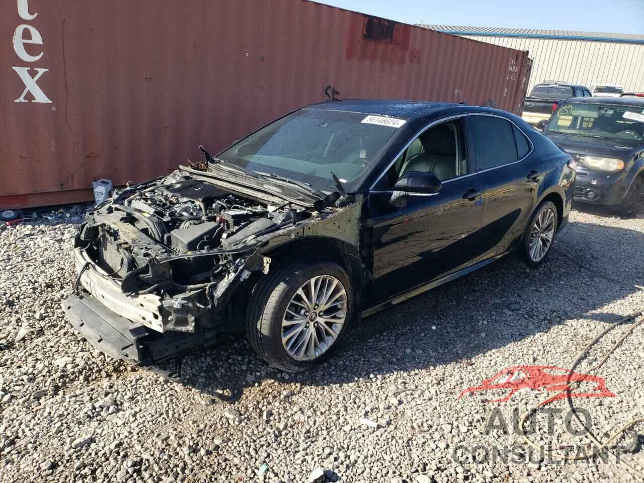 TOYOTA CAMRY 2018 - 4T1B11HK8JU078758