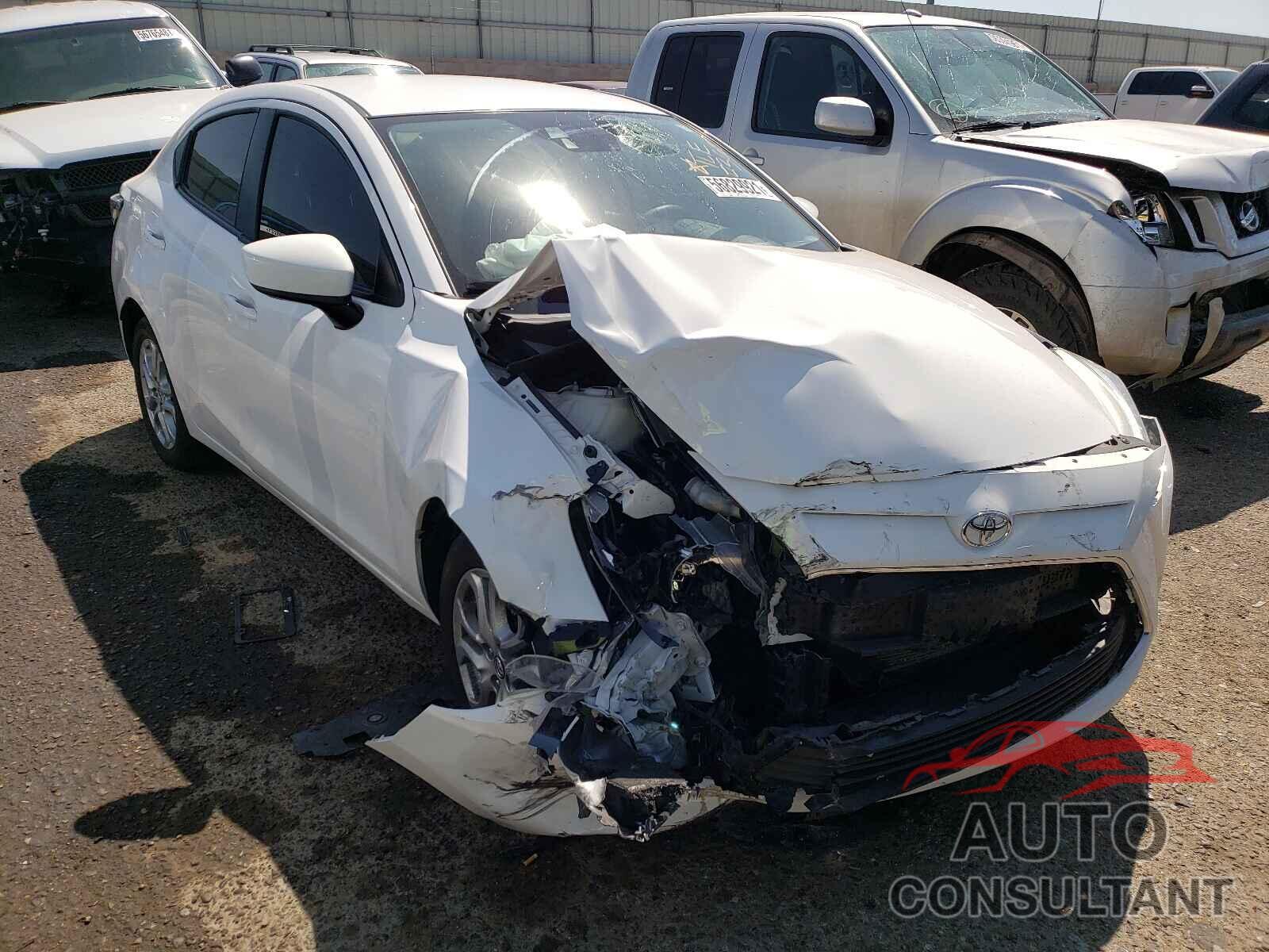 TOYOTA YARIS 2018 - 3MYDLBYV1JY332316