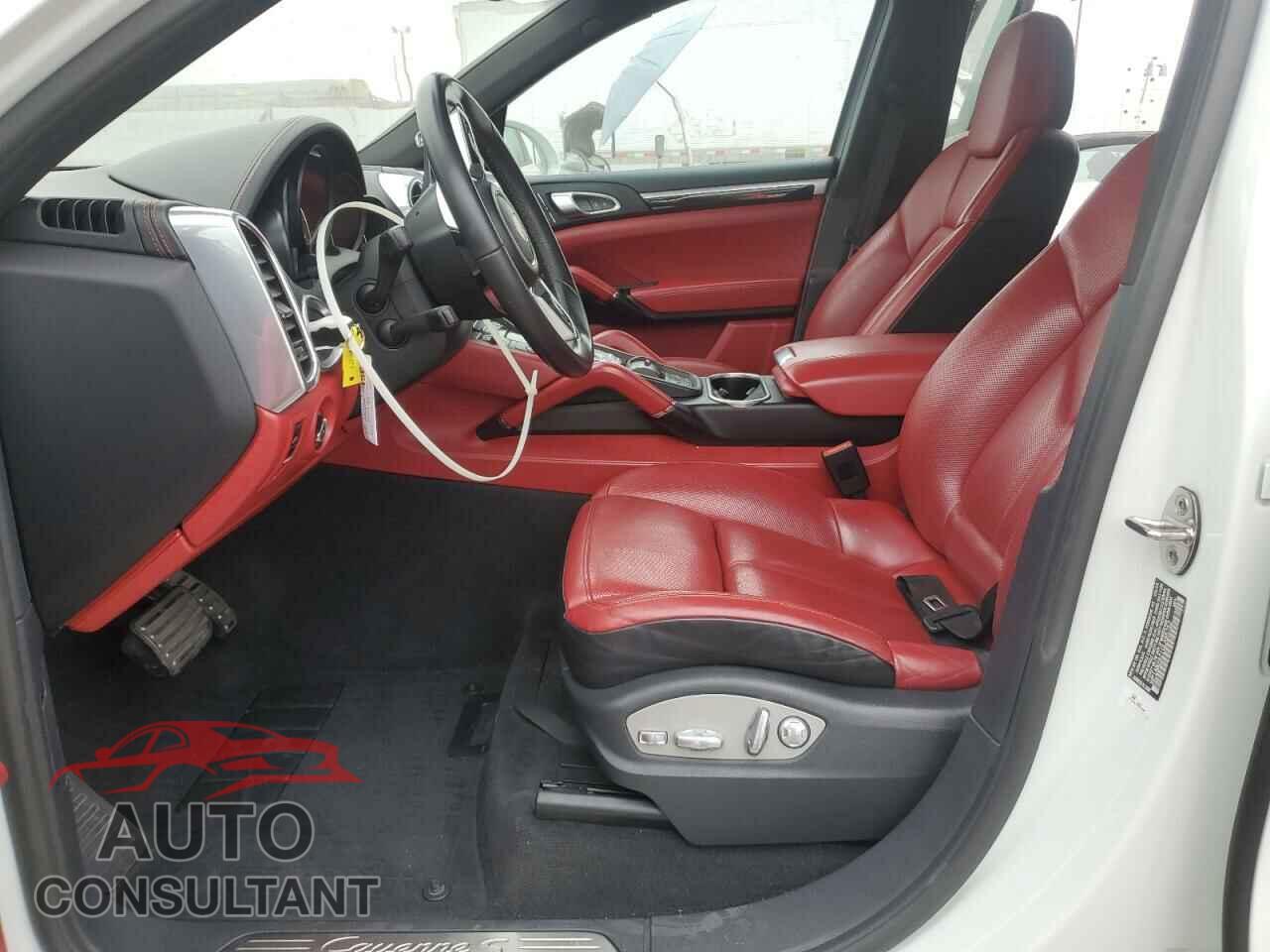 PORSCHE CAYENNE 2016 - WP1AB2A21GLA95752