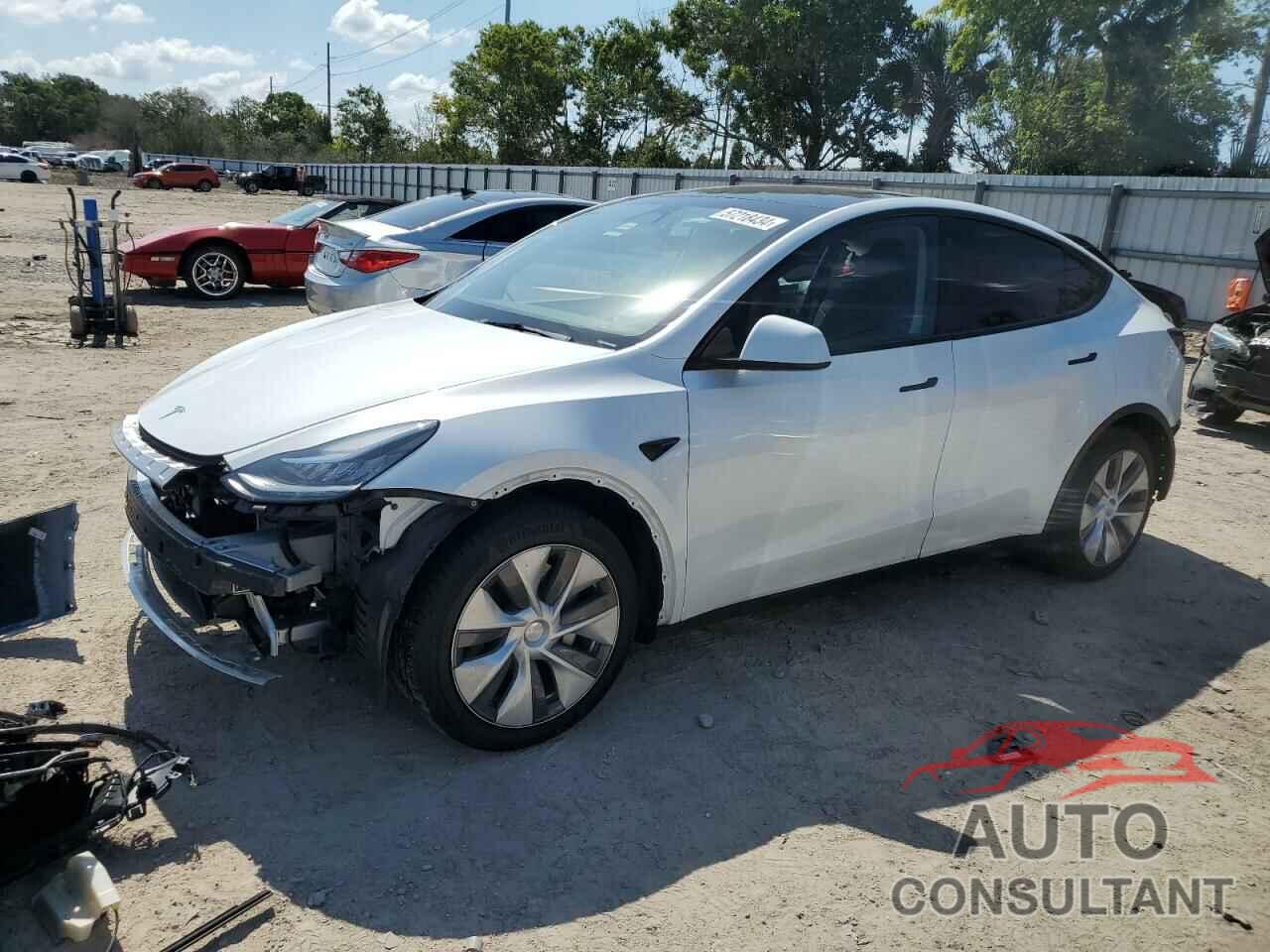 TESLA MODEL Y 2023 - 7SAYGDEE1PA068653