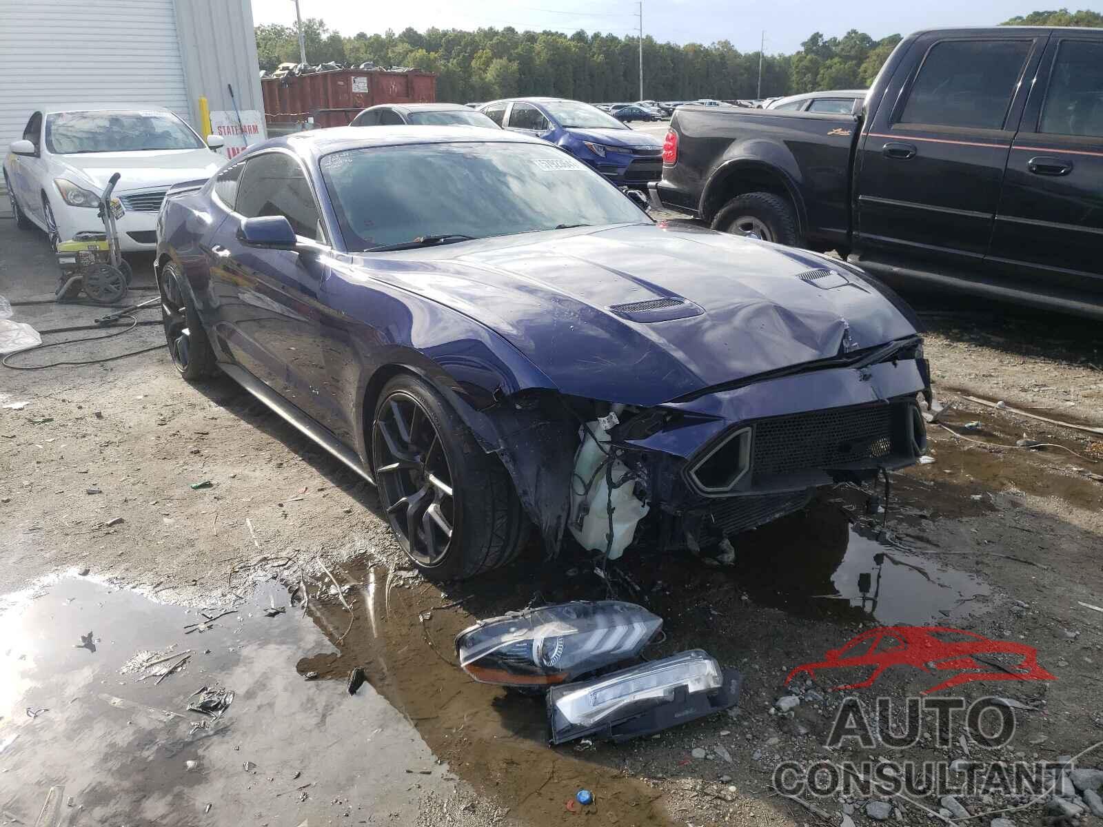FORD MUSTANG 2018 - 1FA6P8TH3J5158414