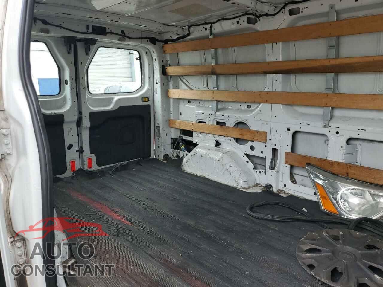 FORD TRANSIT 2015 - 1FTNR1ZM2FKA88487