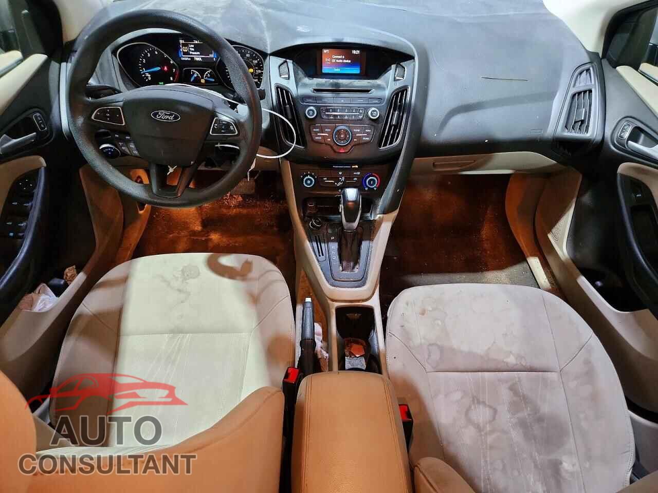 FORD FOCUS 2015 - 1FADP3F21FL246916