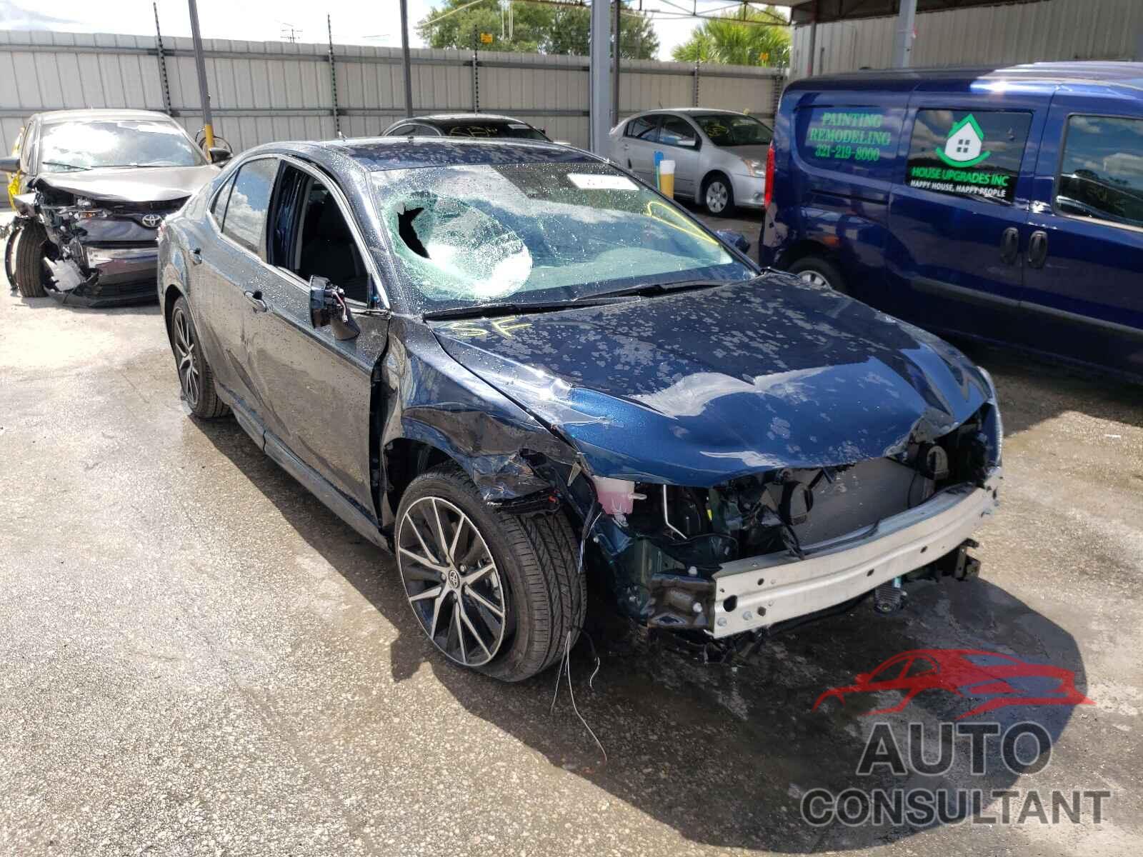 TOYOTA CAMRY 2021 - 4T1T11AK2MU604577