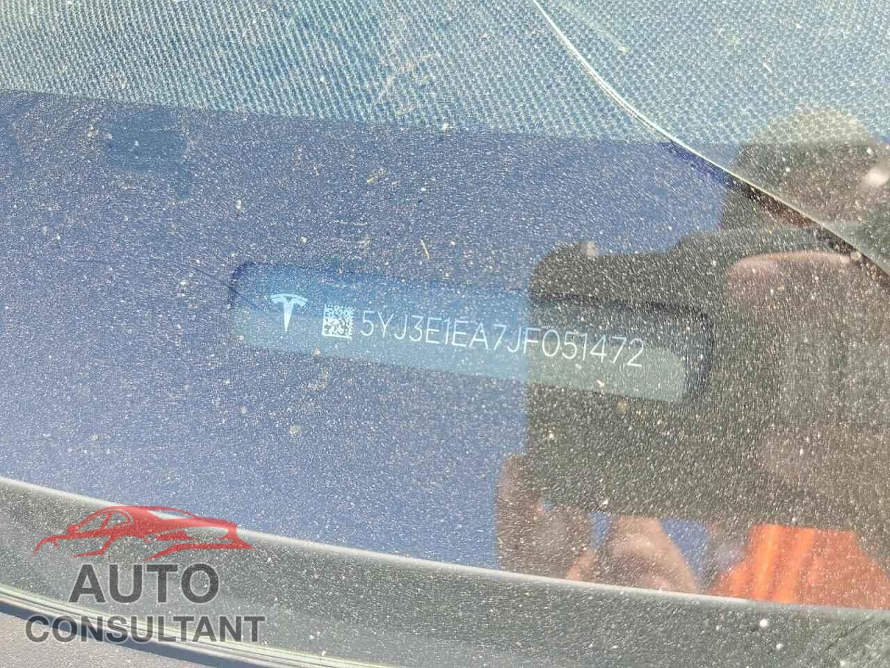 TESLA MODEL 3 2018 - 5YJ3E1EA7JF051472