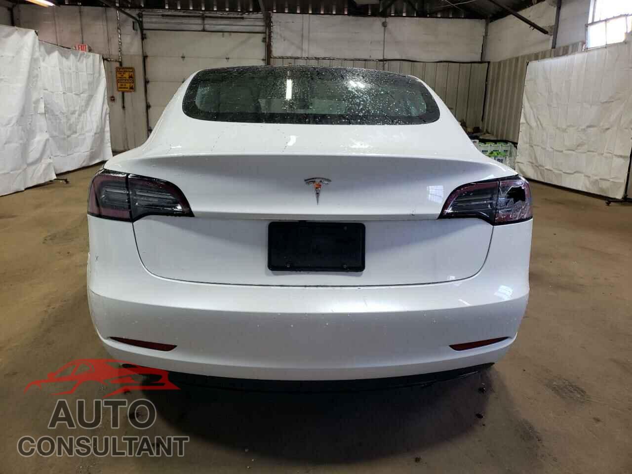 TESLA MODEL 3 2023 - 5YJ3E1EA3PF429845