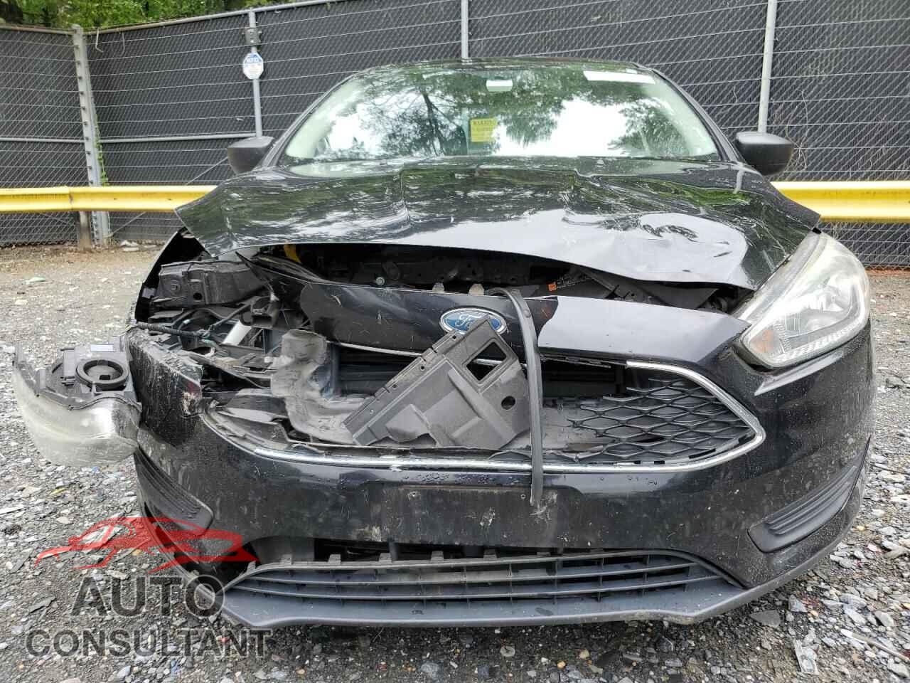 FORD FOCUS 2016 - 1FADP3E22GL376206