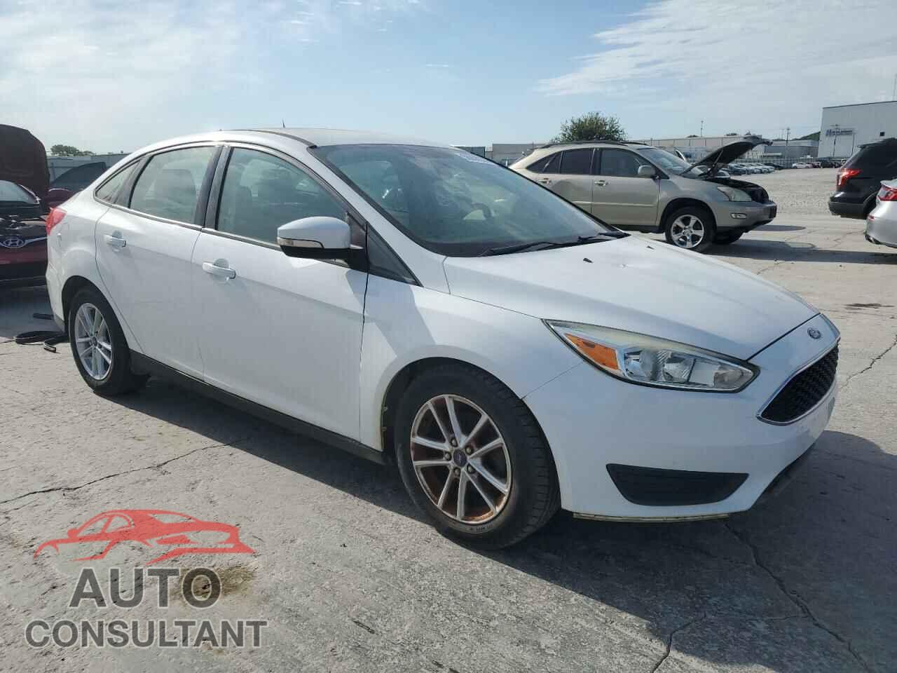 FORD FOCUS 2015 - 1FADP3F2XFL220072