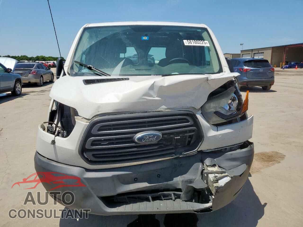 FORD TRANSIT 2015 - 1FTNE1ZM5FKA91055