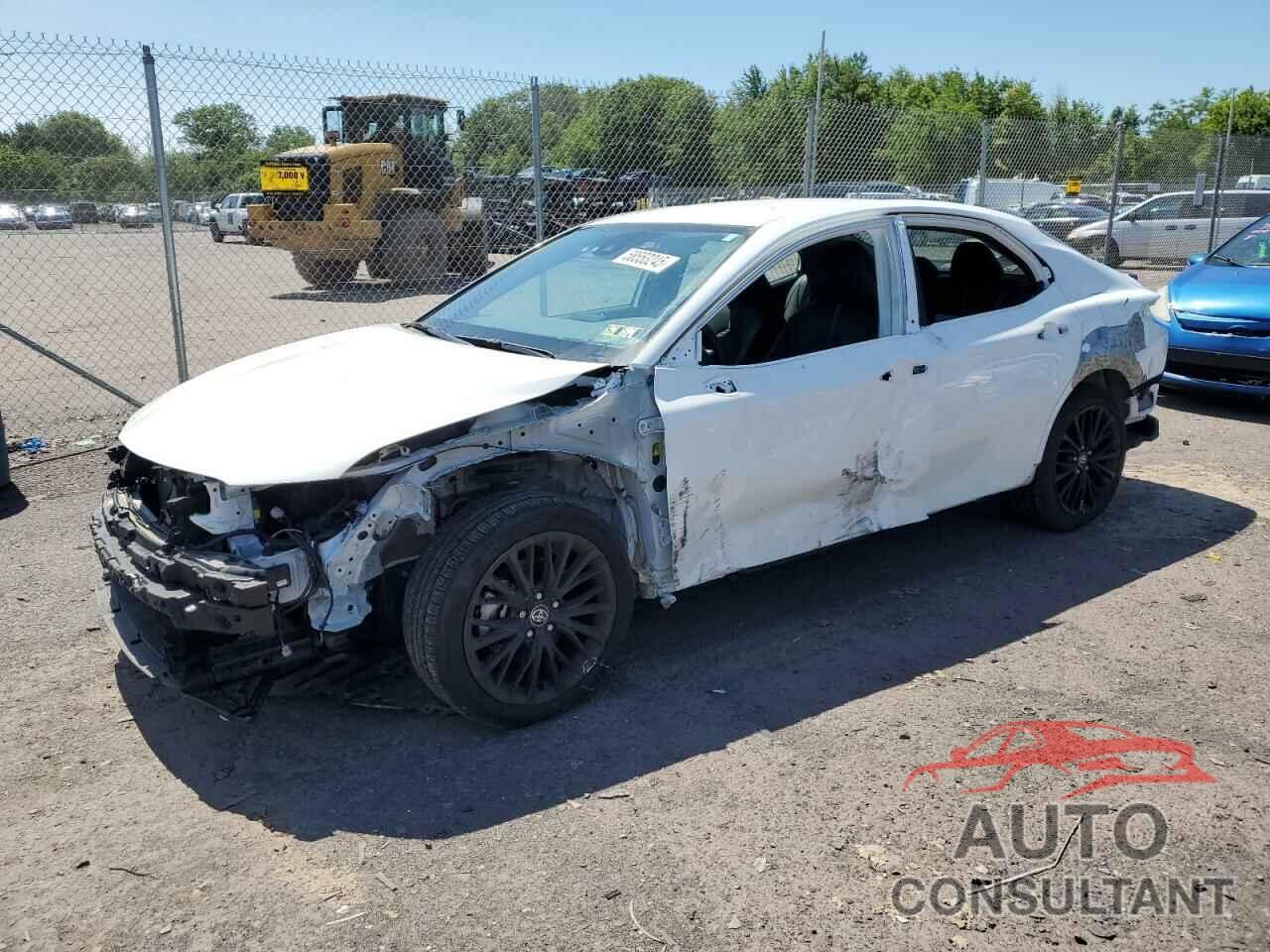 TOYOTA CAMRY 2022 - 4T1G11BKXNU049315