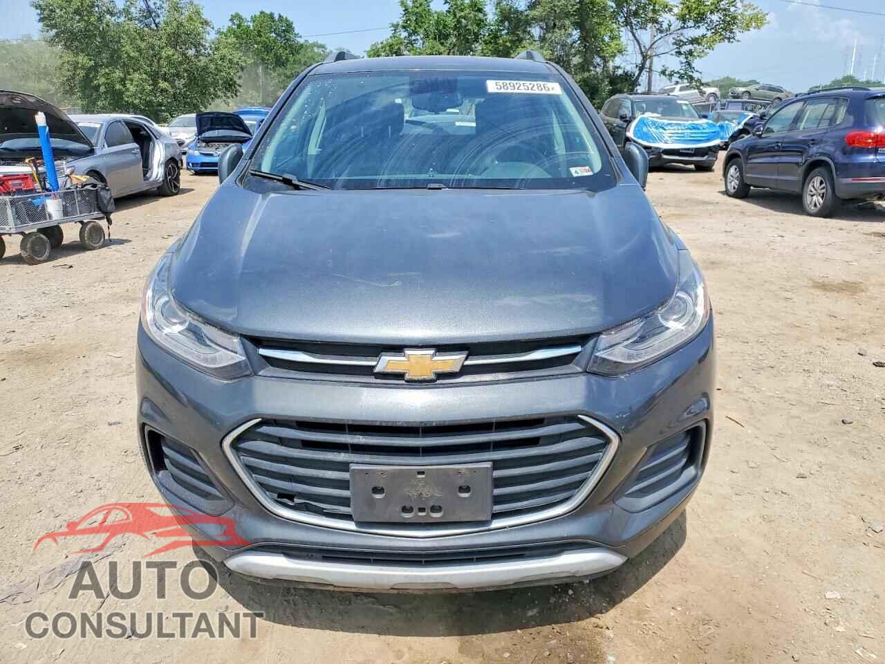 CHEVROLET TRAX 2017 - 3GNCJLSB3HL270632