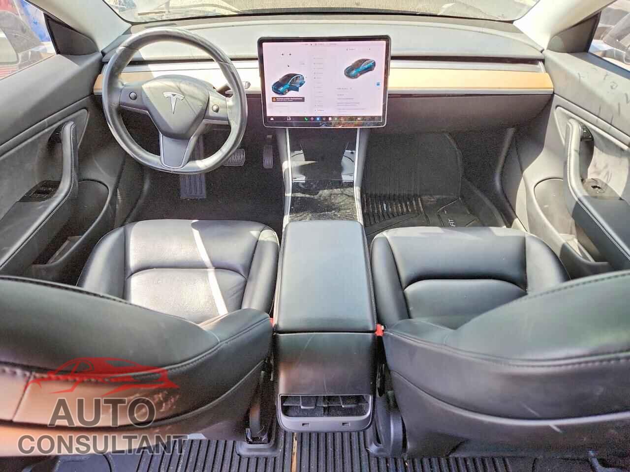 TESLA MODEL 3 2019 - 5YJ3E1EA3KF395527