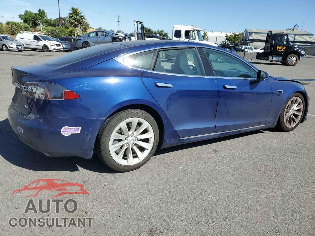 TESLA MODEL S 2018 - 5YJSA1E2XJF295214