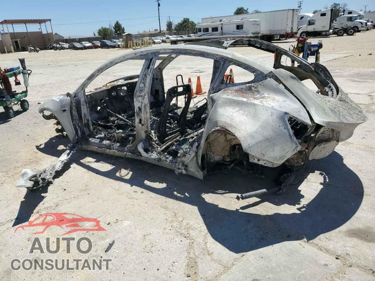TESLA MODEL 3 2020 - 5YJ3E1EB7LF742674