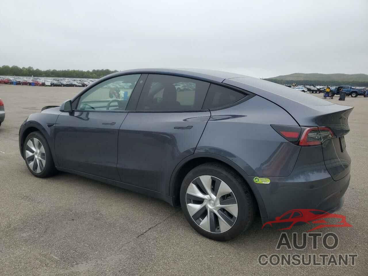 TESLA MODEL Y 2021 - 5YJYGDEE2MF204414