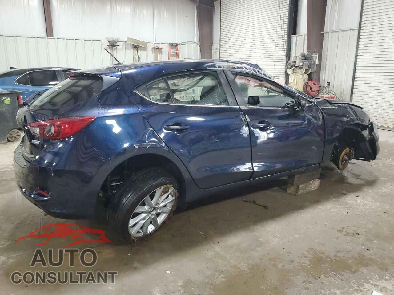 MAZDA 3 2017 - 3MZBN1L39HM146487