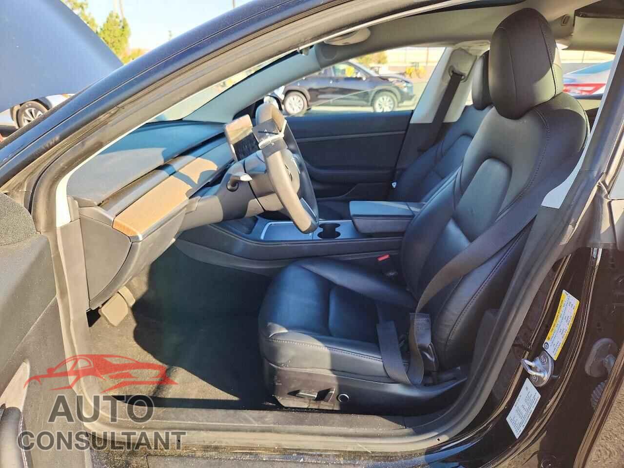 TESLA MODEL 3 2021 - 5YJ3E1EA0MF876449