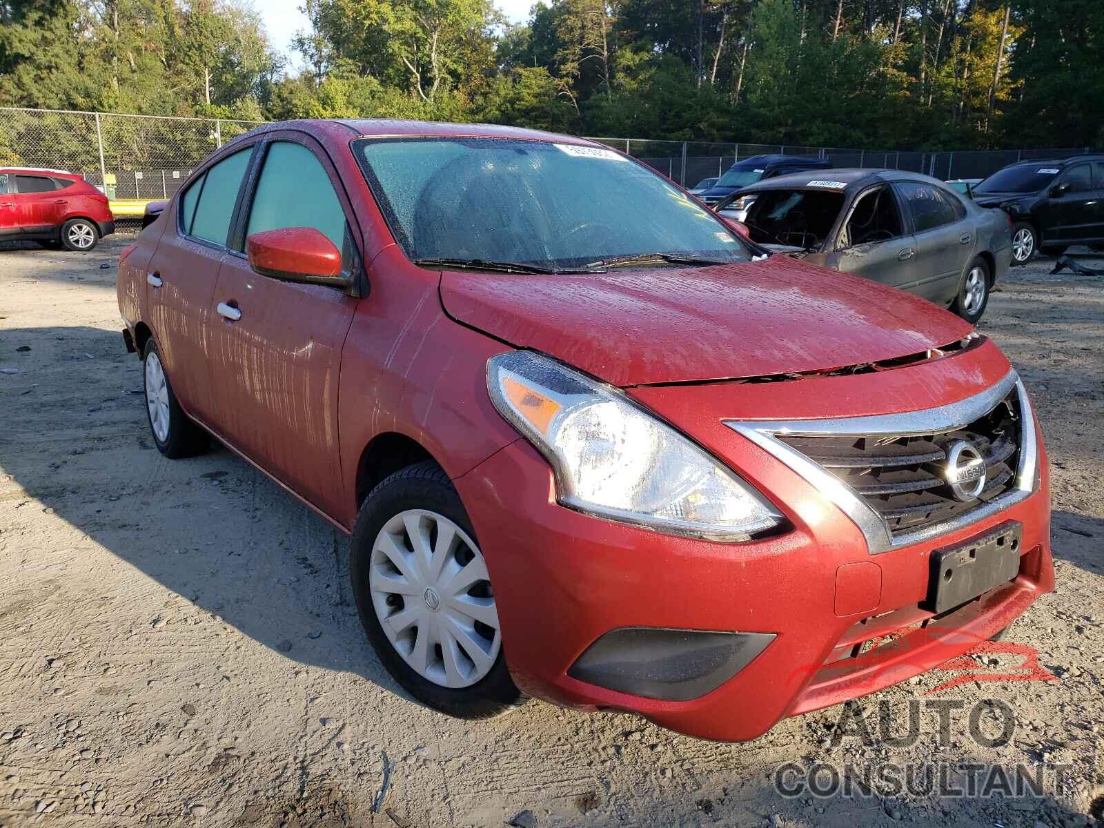 NISSAN VERSA 2018 - 3N1CN7AP7JL819680