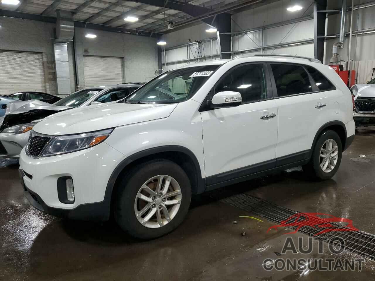 KIA SORENTO 2015 - 5XYKT4A79FG587532