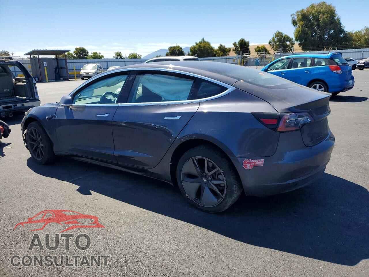 TESLA MODEL 3 2018 - 5YJ3E1EA5JF102032