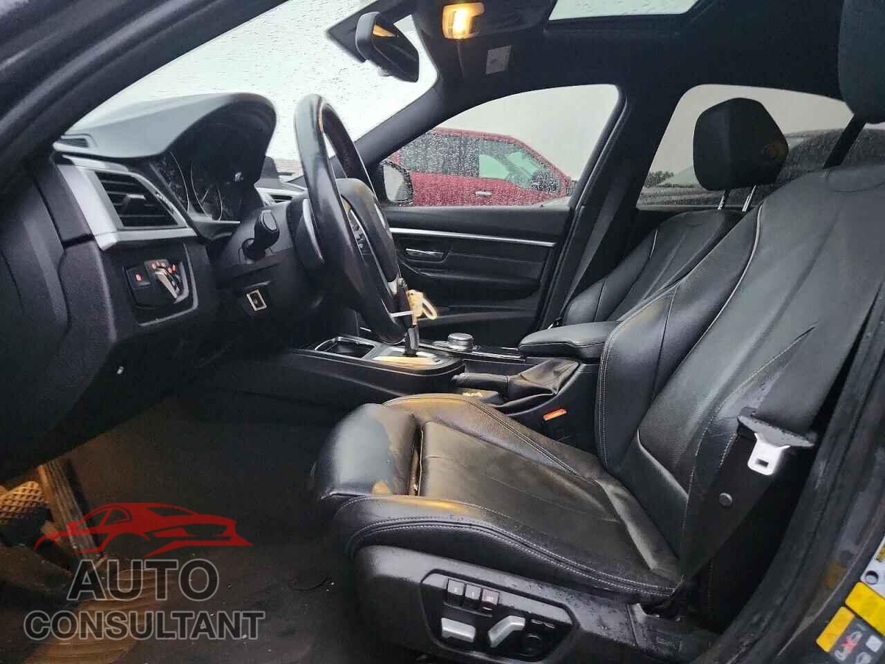 BMW 3 SERIES 2018 - WBA8E1C55JA159610