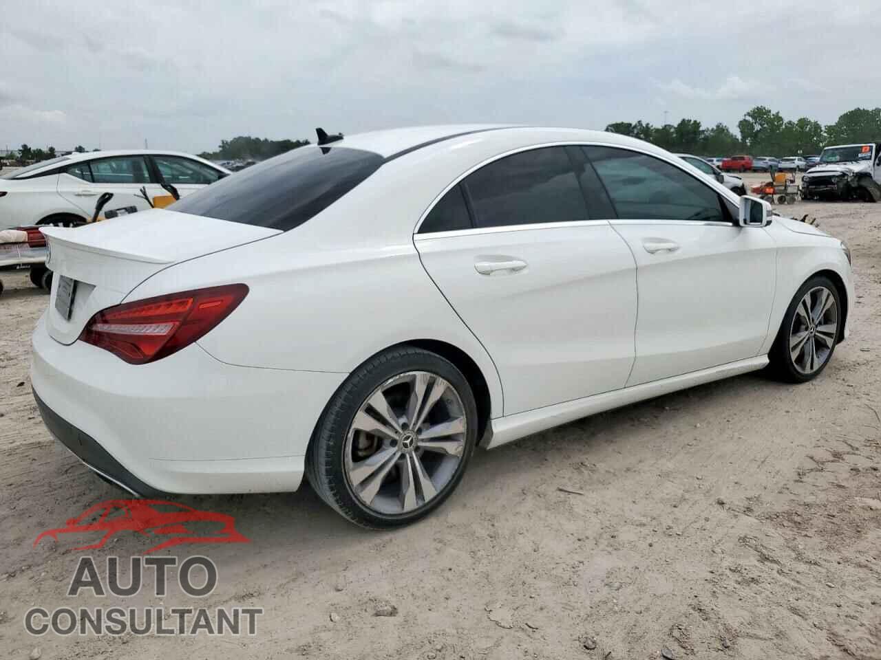 MERCEDES-BENZ CLA-CLASS 2019 - WDDSJ4EBXKN751903