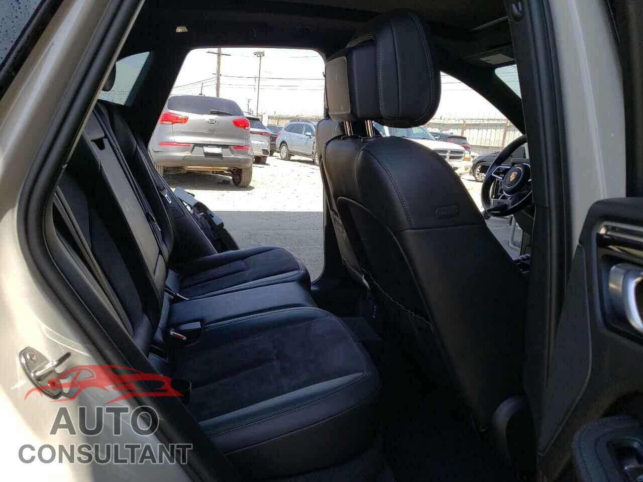 PORSCHE MACAN 2021 - WP1AA2A59MLB13696