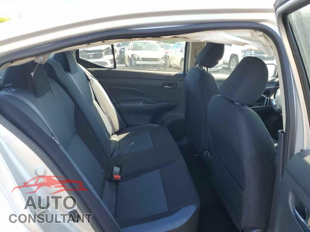 NISSAN VERSA 2023 - 3N1CN8EV9PL819672